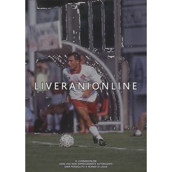 RETROSPETTIVA GIANPIERO PIOVANI CALCIATORE NELLA FOTO GIANPIERO PIOVANI CON LA MAGLIA DEL PIACENZA CALCIO NELL\'ANNO 1994 AG ALDO LIVERANI SAS