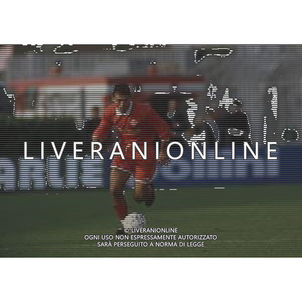 RETROSPETTIVA GIANPIERO PIOVANI CALCIATORE NELLA FOTO GIANPIERO PIOVANI CON LA MAGLIA DEL PIACENZA CALCIO NELL\'ANNO 1994 AG ALDO LIVERANI SAS
