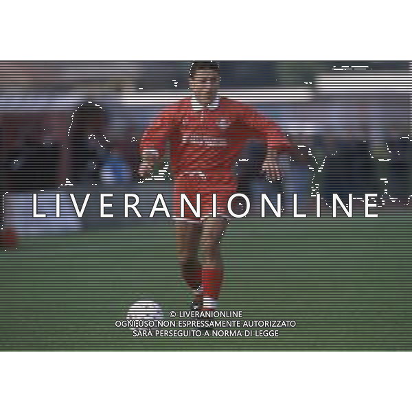 RETROSPETTIVA GIANPIERO PIOVANI CALCIATORE NELLA FOTO GIANPIERO PIOVANI CON LA MAGLIA DEL PIACENZA CALCIO NELL\'ANNO 1994 AG ALDO LIVERANI SAS