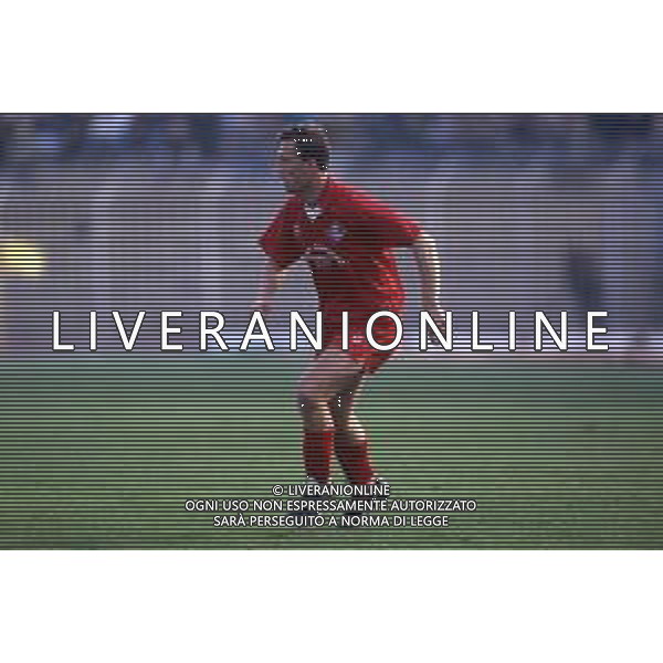 RETROSPETTINA GIAN PAOLO MANIGHETTI CALCIATORE NELLA FOTO GIAN PAOLO MANIGHETTI CON LA MAGLIA DEL PIACENZA CALCIO AG ALDO LIVERANI SAS