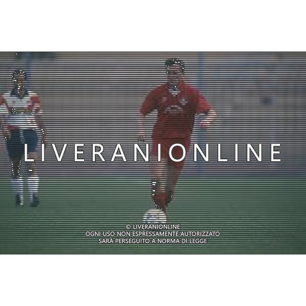 RETROSPETTINA GIAN PAOLO MANIGHETTI CALCIATORE NELLA FOTO GIAN PAOLO MANIGHETTI CON LA MAGLIA DEL PIACENZA CALCIO AG ALDO LIVERANI SAS