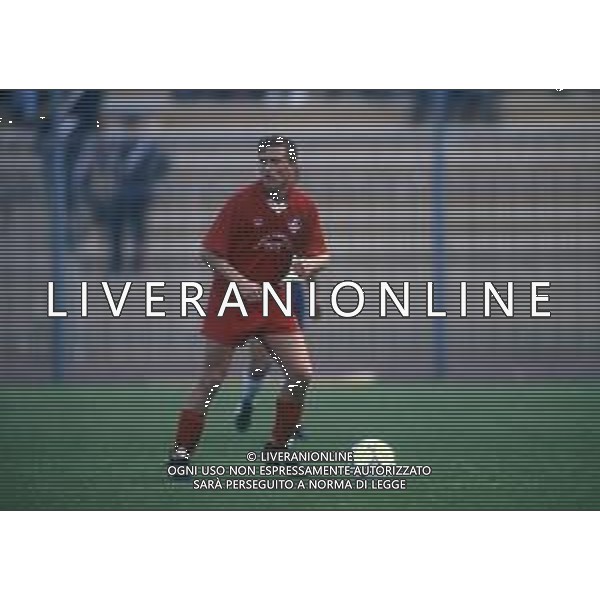 RETROSPETTINA GIAN PAOLO MANIGHETTI CALCIATORE NELLA FOTO GIAN PAOLO MANIGHETTI CON LA MAGLIA DEL PIACENZA CALCIO AG ALDO LIVERANI SAS