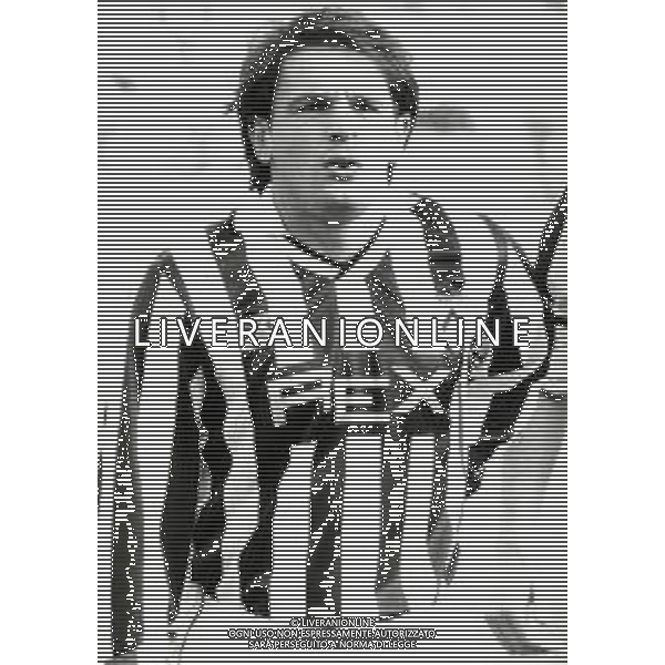 RETROSPETTIVA ANTONIO DE VITIS CALCIATORE NELLA FOTO ANTONIO DE VITIS CON LA MAGLIA DELL\'UDINESE CALCIO AG ALDO LIVERANI SAS