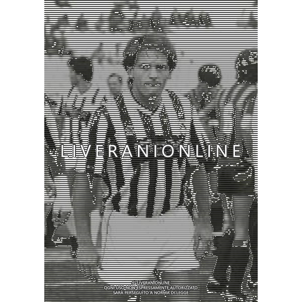 RETROSPETTIVA ANTONIO DE VITIS CALCIATORE NELLA FOTO ANTONIO DE VITIS CON LA MAGLIA DELL\'UDINESE CALCIO AG ALDO LIVERANI SAS