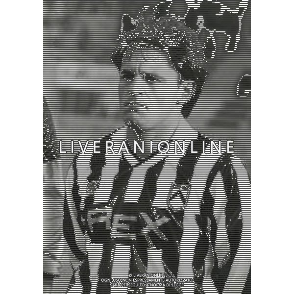 RETROSPETTIVA ANTONIO DE VITIS CALCIATORE NELLA FOTO ANTONIO DE VITIS CON LA MAGLIA DELL\'UDINESE CALCIO AG ALDO LIVERANI SAS