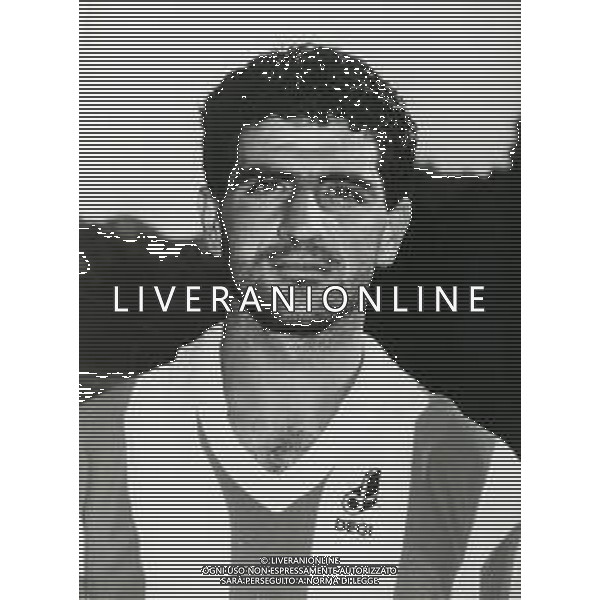 RETROSPETTIVA AGOSTINO IACOBELLI CALCIATORE NELLA FOTO AGOSTINO IACOBELLI CON LA MAGLIA DEL CATANZARO CALCIO AG ALDO LIVERANI SAS