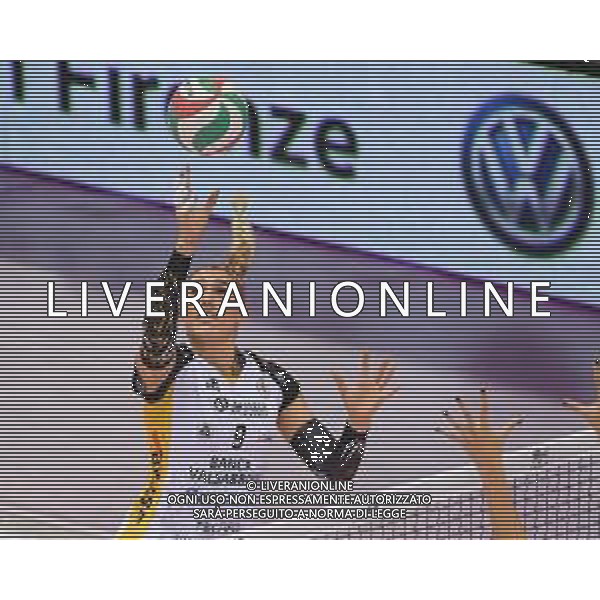 Campionato di Volley Serie A1 Femminile 2019/2020 Florence, Italy, 01 Jan 2020 Italian Volleyball Serie A1 Women season 2019/20 Photo showing: Camilla Mingardi in pallonetto (Banca Valsabbina Millenium Brescia)©Filippo Tomasi - Alessio Marini / AGENZIA ALDO LIVERANI SAS