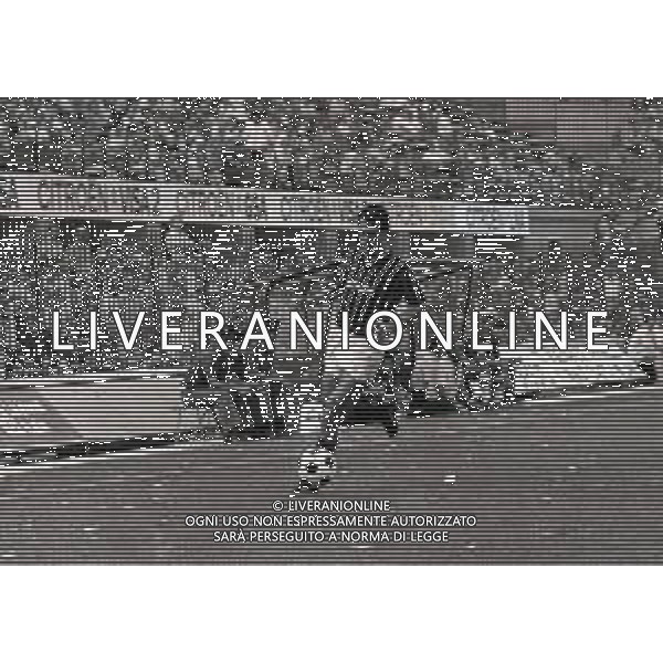 12-09-1982 MILANO CAMPIONATO DI CALCIO SERIE B MILAN SAMBENEDETTESE 2-2 NELLA FOTO JOE JORDAN AG ALDO LIVERANI SAS