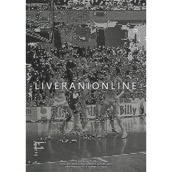 03-03-1983 MILANO COPPA CAMPIONI PALALIDO BILLY OLIMPIA MILANO REAL MADRID NELLA FOTO DINO MENEGHIN AG ALDO LIVERANI SAS