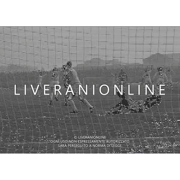 21-11-1982 CREMONA CAMPIONATO DI CALCIO SERIE B CREMONSìESE MILAN 3-3 NELLA FOTO OSCAR DAMIANI AG ALDO LIVERANI SAS