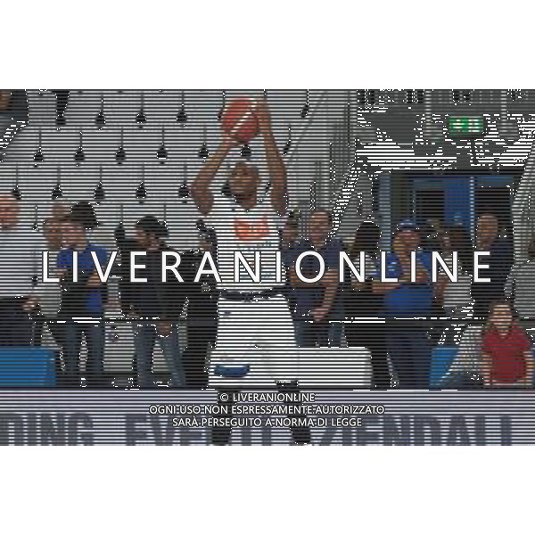 Campionato di Basket Serie A 2019/2020 trento, Italy, 01 Jan 2020 Italian Serie A Basketball season 2019/20 Photo showing: DeAndre Lansdowne (9) Germani Basket Brescia ©Roberto Tommasini - Alessio Marini / AGENZIA ALDO LIVERANI SAS
