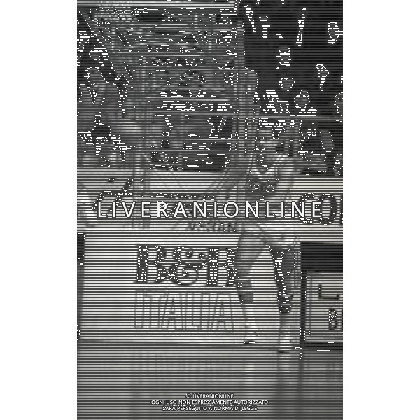 05-01-1986 CANTU\' CAMPIONATO DI BASKET SERIE A AREXONS CANTU\'-MOBILGIRGI CASERTA NELLA FOTO ANDERSON AG ALDO LIVERANI SAS