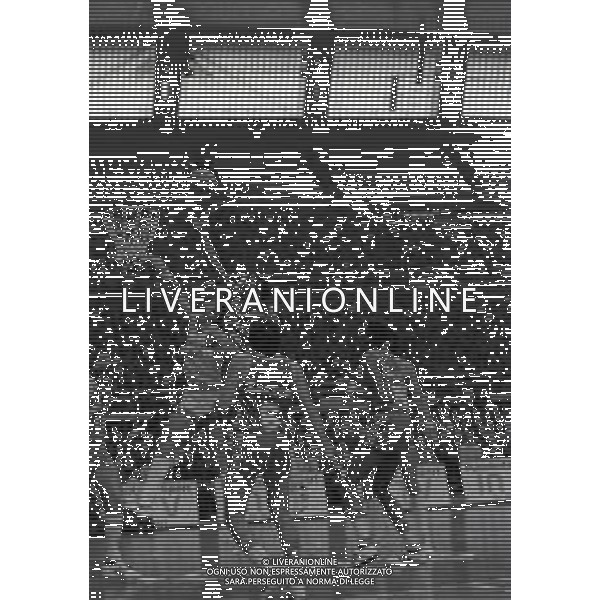 19-02-1984 MILANO CAMPIONATO DI BASKET SERIE A 1 SIMAC MILANO LATINI FORLI NELLA FOTO AZIONE DI GIOCO AG ALDO LIVERANI SAS