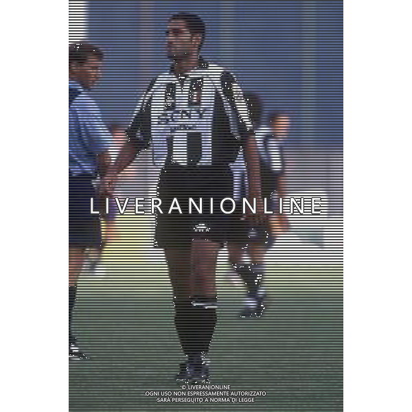 RETROSPETTIVA NICOLA AMORUSO CALCIATORE NELLA FOTO NICOLA AMORUSO CON LA MAGLIA DELLA JUVENTUS AG ALDO LIVERANI SAS