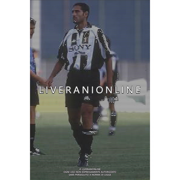 RETROSPETTIVA NICOLA AMORUSO CALCIATORE NELLA FOTO NICOLA AMORUSO CON LA MAGLIA DELLA JUVENTUS AG ALDO LIVERANI SAS