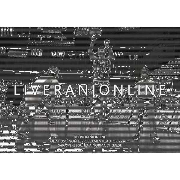 1982-1983 MILANO CAMPIONATO DI BASKET SEMIFINALI DI PLAY OFF BILLY MILANO SCAVOLINI PESARO NELLA FOTO MIKE D\'ANTONI AG ALDO LIVERANI SAS