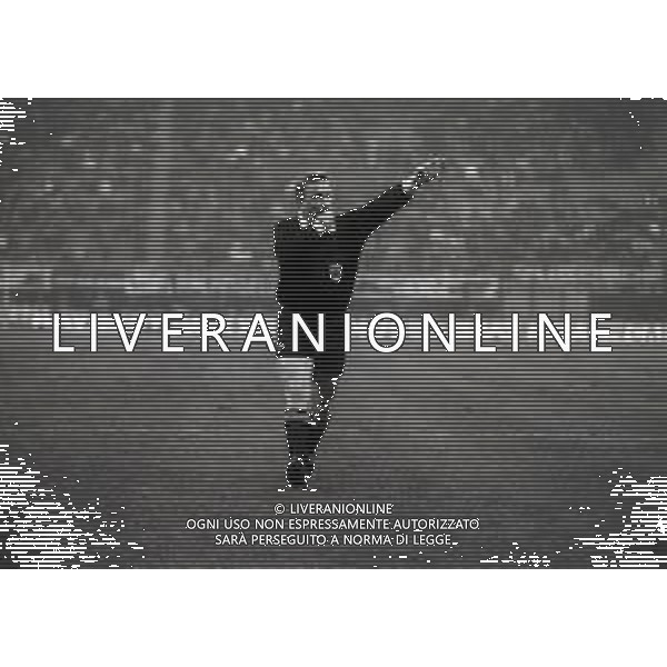 28-11-1990 MILANO QUARTI DI FINALE DI ANDATA DI COPPA UEFA INTER PARTIZAN BELGRADO 3-0 NELLA FOTO ARBITRO HELMUT KOHL AG ALDO LIVERANI SAS