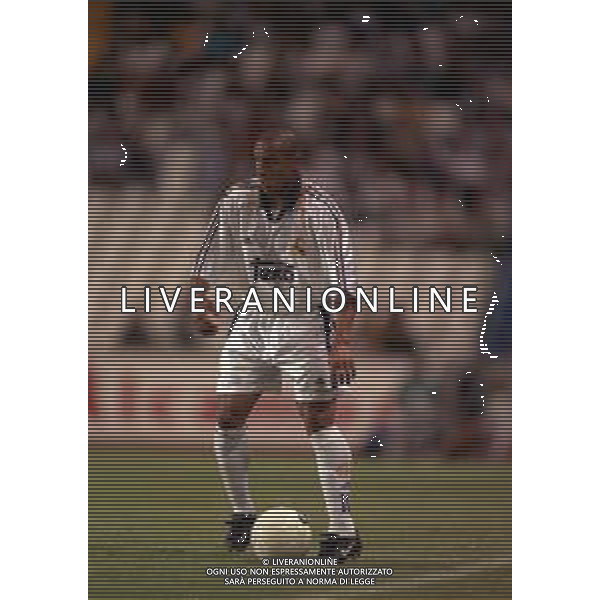 12-08-1998 TROFEO TERESA HERRERA REAL MADRID LAZIO NELLA FOTO ROBERTO CARLOS AG ALDO LIVERANI SAS