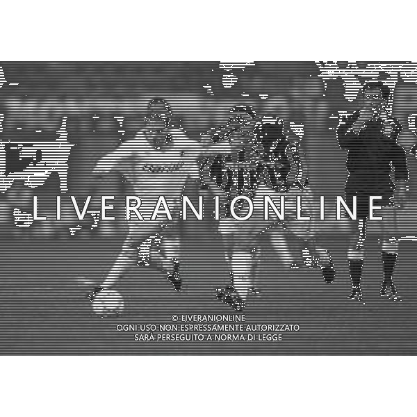 30-03-1993 MILANO SEMIFINALE DI RITORNO MILAN ROMA COPPA ITALIA MILAN ROMA 1-0 NELLA FOTO THOMAS HASSLER E ALESSANDRO COSTACURTA AG ALDO LIVERANI SAS