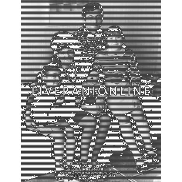 RETROSPETTIVA ANTONIO TREBICIANI ALLENATORE NELLA FOTO TREBICIANI ANTONIO CON LA FAMIGLIA AG ALDO LIVERANI SAS