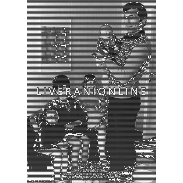 RETROSPETTIVA ANTONIO TREBICIANI ALLENATORE NELLA FOTO TREBICIANI ANTONIO CON LA FAMIGLIA AG ALDO LIVERANI SAS
