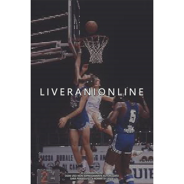 RETROSPETTIVA RENZO TOMBOLATO BASKET NELLA FOTO RENZO TOMBOLATO AG ALDO LIVERANI SAS