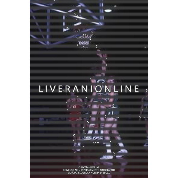 RETROSPETTIVA RENZO TOMBOLATO BASKET NELLA FOTO RENZO TOMBOLATO AG ALDO LIVERANI SAS