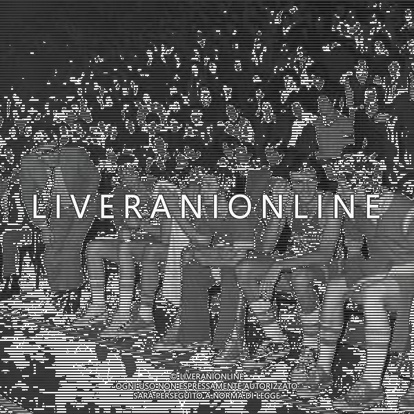 10-11-1974 MILANO CAMPIONATO DI BASKET SERIE A MOBILQUATTRO MILANO-SINUDYNE BOLOGNA NELLA FOTO PANCHINA MOBILQUATTRO AG ALDO LIVERANI SAS