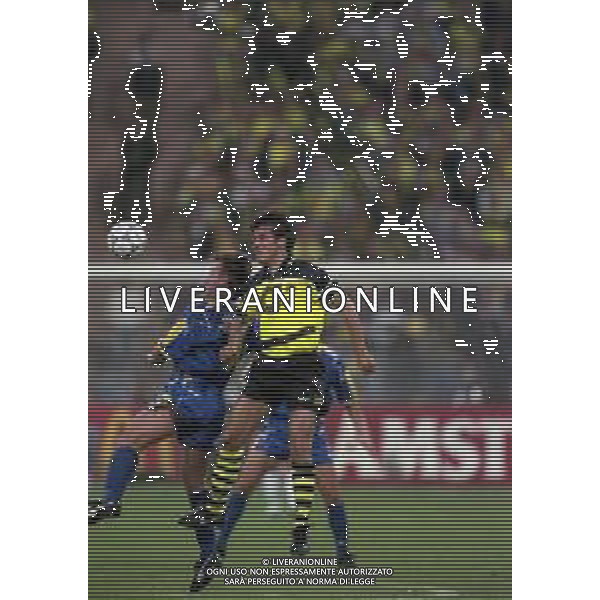 28-05-1997 MONACO DI BAVIERA- FINALE DI CHAMPIONS LEAGUE JUVENTUS BORUSSIA DORTMUND 3-1 NELLA FOTO DIDIER DESCHAMPS E KARL HEINZE RIEDLE AG ALDO LIVERANI SAS