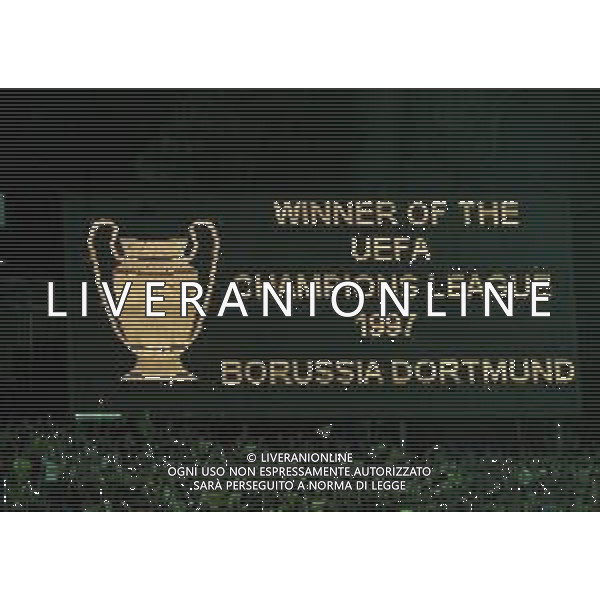 28-05-1997 MONACO DI BAVIERA- FINALE DI CHAMPIONS LEAGUE JUVENTUS BORUSSIA DORTMUND 3-1 NELLA FOTO TABELLONE AG ALDO LIVERANI SAS