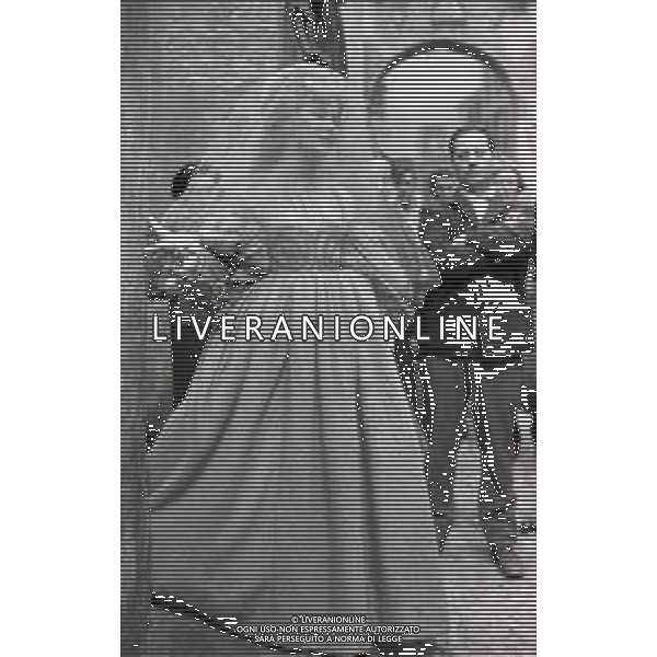 28-03-1967 SET DEL FILM " LA BISBETICA DOMATA“ REGIA DI FRANCO ZEFFIRELLI NELLA FOTO FRANCO ZEFFIRELLI AG ALDO LIVERANI SAS