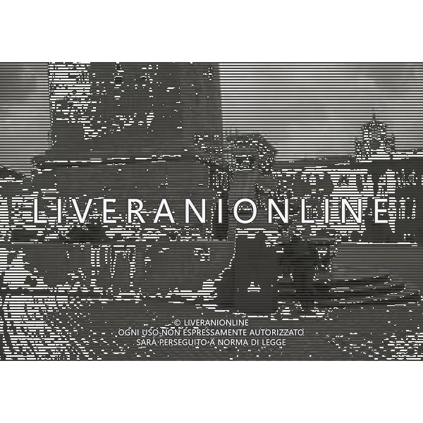 1936-1939 ROMA -VITA QUOTIDIANA E MONUMENTI PER LE VIE DI ROMA FOTO ARCHIVIO VESPASIANI-AG GIOVANNI LIVERANI-AG ALDO LIVERANI SAS
