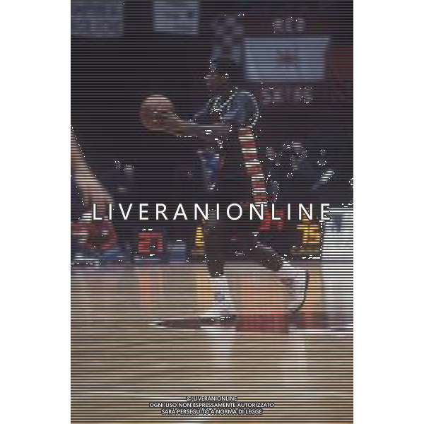RETROSPETTIVA LARRY MIDDLETON BASKET NELLA FOTO LARRY MIDDLETON CON LA MAGLIA STEFANEL TRIESTE AG ALDO LIVERANI SAS