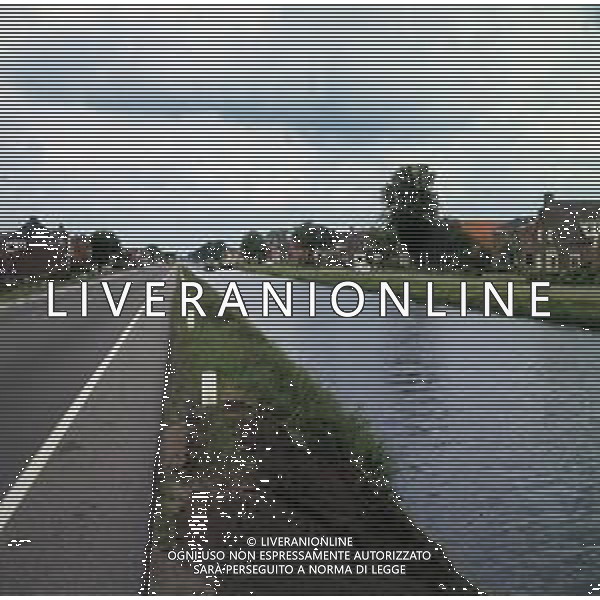 OLANDA- CITTA\' DI MEPPEL 1970-1975 NELLA FOTO LE CAMPAGNE OLANDESE AG ALDO LIVERANI SAS