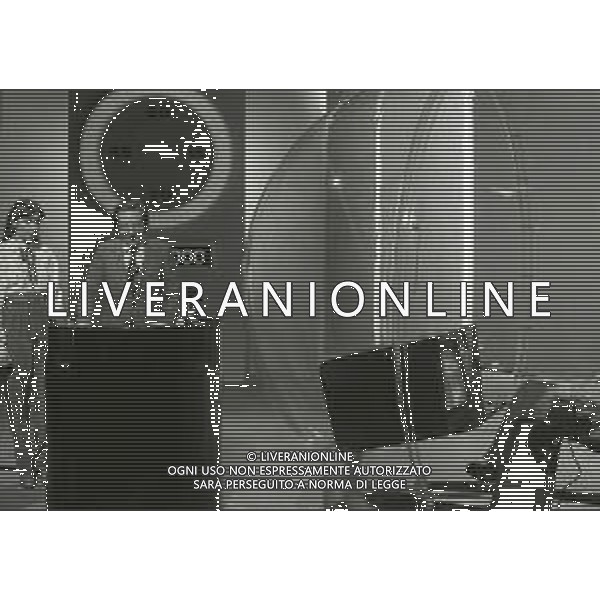 28-03-1979 MILANO SEDE RAI TRASMISSIONE TELEVISIVA LASCIA O RADDOPPIA CONDOTTA DA MIKE BONGIORNO NELLA FOTO MIKE BONGIORNO AG ALDO LIVERANI SAS