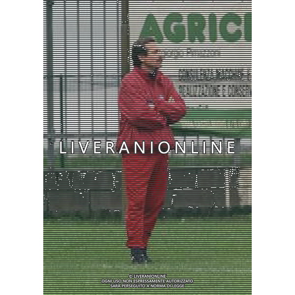 ALLENAMENTO DELLA NAZIONALE ITALIANA UNDER 21 A CREMONA 1998-1999 NELLA FOTO L\'ALLENATORE RENATO ZACCARELLI ©ARCHIVIO AGENZIA ALDO LIVERANI SAS
