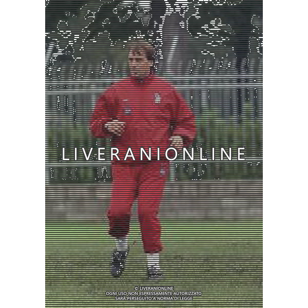ALLENAMENTO DELLA NAZIONALE ITALIANA UNDER 21 A CREMONA 1998-1999 NELLA FOTO L\'ALLENATORE MARCO TARDELLI ©ARCHIVIO AGENZIA ALDO LIVERANI SAS