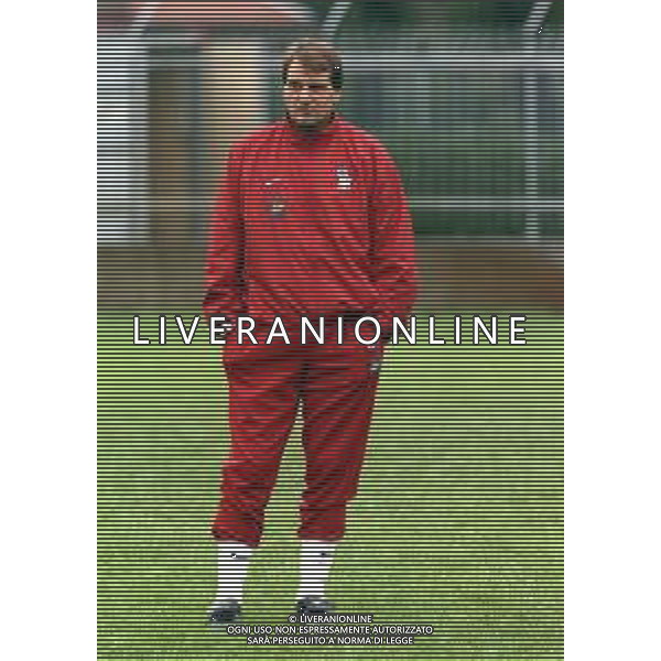 ALLENAMENTO DELLA NAZIONALE ITALIANA UNDER 21 A CREMONA 1998-1999 NELLA FOTO L\'ALLENATORE MARCO TARDELLI ©ARCHIVIO AGENZIA ALDO LIVERANI SAS