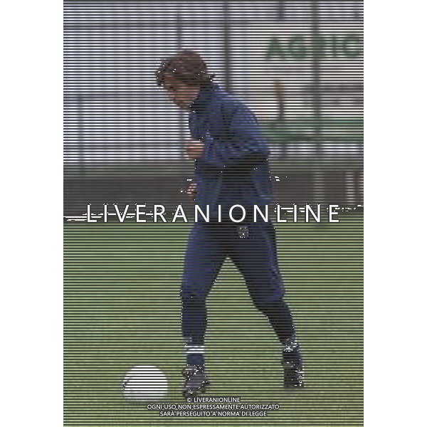 ALLENAMENTO DELLA NAZIONALE ITALIANA UNDER 21 A CREMONA 1998-1999 NELLA FOTO ANDREA PIRLO ©ARCHIVIO AGENZIA ALDO LIVERANI SAS