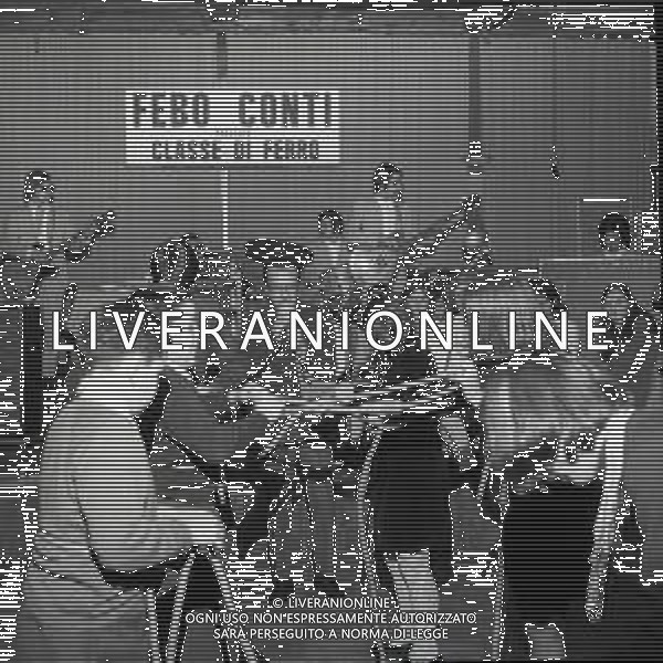 1969 TRASMISSIONE TELEVISIVA CLASSE DI FERRO NELLA FOTO FEBO CONTI AG ALDO LIVERANI SAS