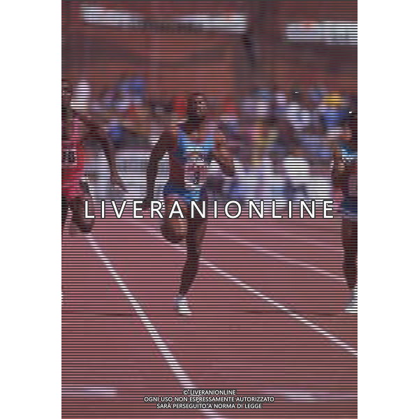 DIAP-RETROSPETTIVA LEROY BURREL ATLETA NELLA FOTO Leroy Russell Burrell è un velocista americano, due volte primatista mondiale dei 100 metri piani ANNO 1990 AG ALDO LIVERANI SAS