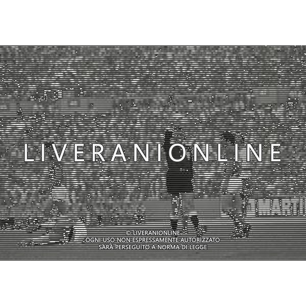 23-06-1974 STOCCARDA CAMPIONATO DEL MONDO DI CALCIO POLONIA ITALIA 2-1 NELLA FOTO ARBITRO WEYLAND AG ALDO LIVERANI SAS