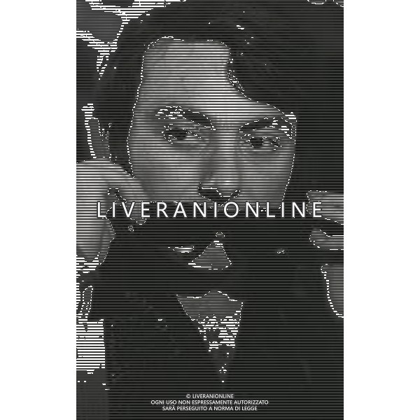 RETROSPETTIVA PEPPINO GAGLIARDI CANTANTE NELLA FOTO PEPPINO GAGLIARDI NELL\'ANNO 1969 A ROMA AG ALDO LIVERANI SAS  