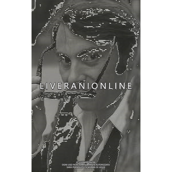 RETROSPETTIVA PEPPINO GAGLIARDI CANTANTE NELLA FOTO PEPPINO GAGLIARDI NELL\'ANNO 1969 A ROMA AG ALDO LIVERANI SAS  