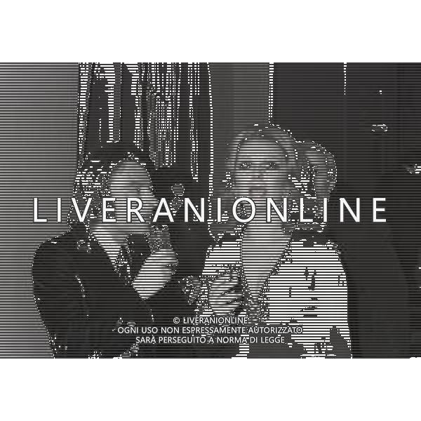 RETROSPETTIVA PEPPINO GAGLIARDI CANTANTE NELLA FOTO PEPPINO GAGLIARDI AL FESTIVAL DI SANREMO NELL\'ANNO 1972  AG ALDO LIVERANI SAS 