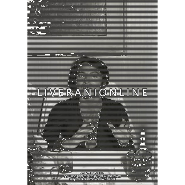 RETROSPETTIVA PEPPINO GAGLIARDI CANTANTE NELLA FOTO PEPPINO GAGLIARDI NELL\'ANNO 1971  AG ALDO LIVERANI SAS 