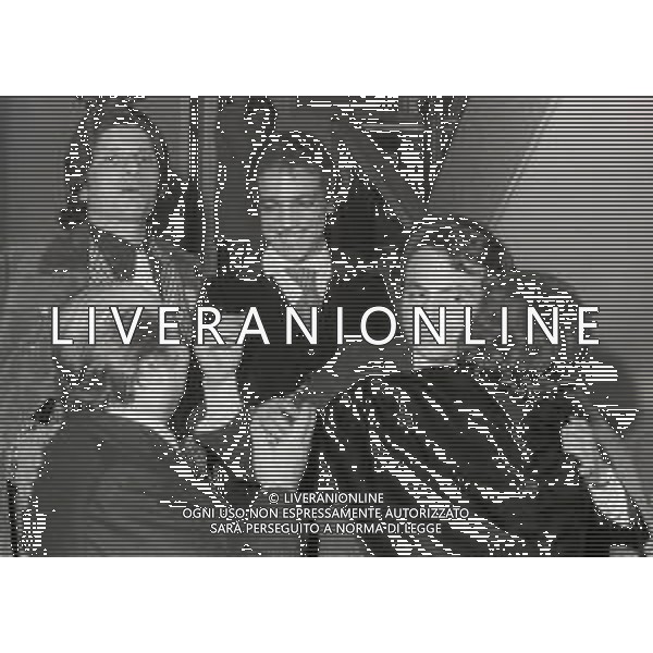 RETROSPETTIVA PEPPINO GAGLIARDI CANTANTE NELLA FOTO PEPPINO GAGLIARDI A AL FESTIVAL DI SANREMO NELL\'ANNO 1973 AG ALDO LIVERANI SAS