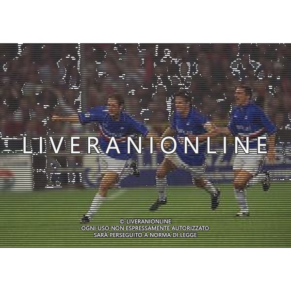 22-10-1999 GENOVA CAMPIONATO DI CALCIO SERIE B GENOA SAMPDORIA 1-1 NELLA FOTO ESULTAZIONE DOPO IL GOAL MARCELLO CASTELLINI AG ALDO LIVERANI SAS