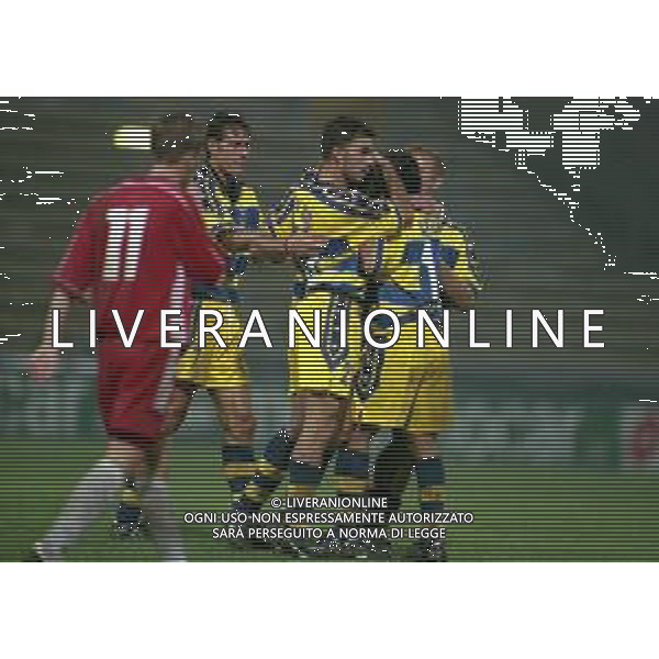 16-09-1999 PARMA PRIMO TURNO COPPA UEFA PARMA-KRYVBAS 3-2 NELLA FOTO ABBRACCI GIOCATORI PARMA DOPO IL GOAL AG ALDO LIVERANI SAS