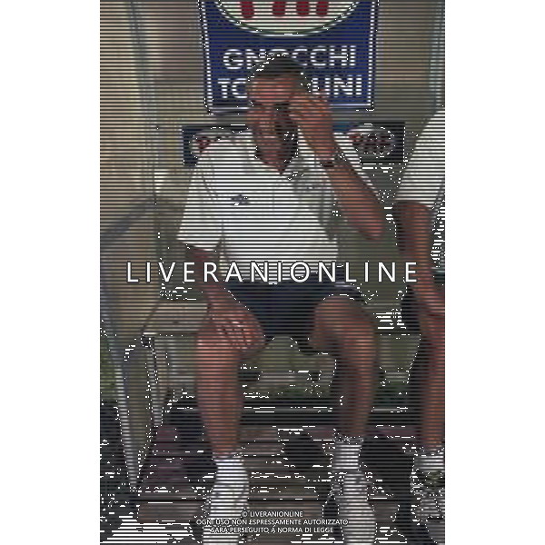 1999 VICENZA- PARTITA AMICHEVOLE VICENZA BARI NELLA FOTO EDOARDO REJA ALLENATORE VICENZA CALCIO AG ALDO LIVERANI SAS